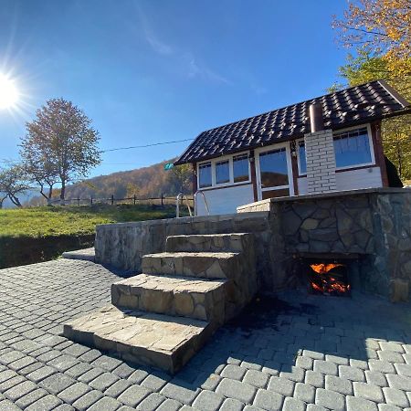 Котедж Mountain house Яремча Экстерьер фото