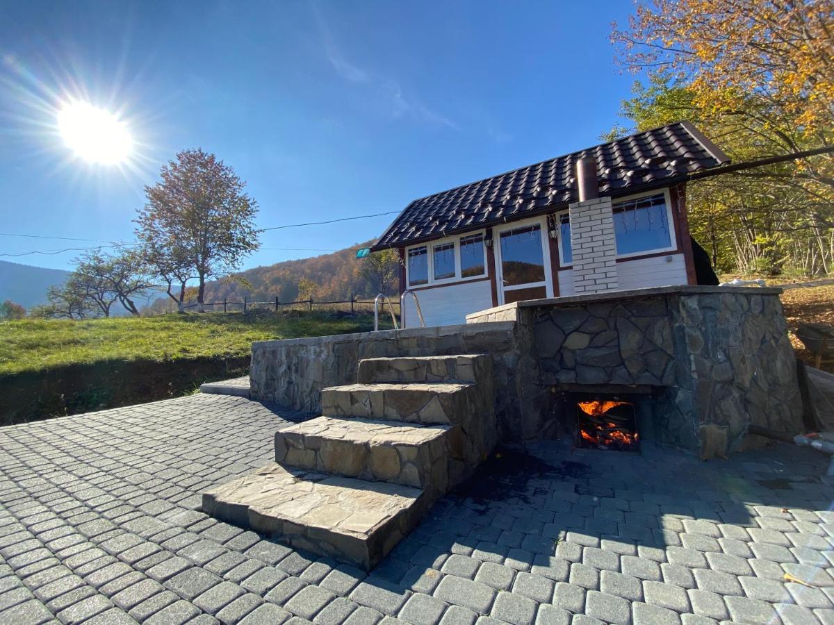 Котедж Mountain house Яремча Экстерьер фото